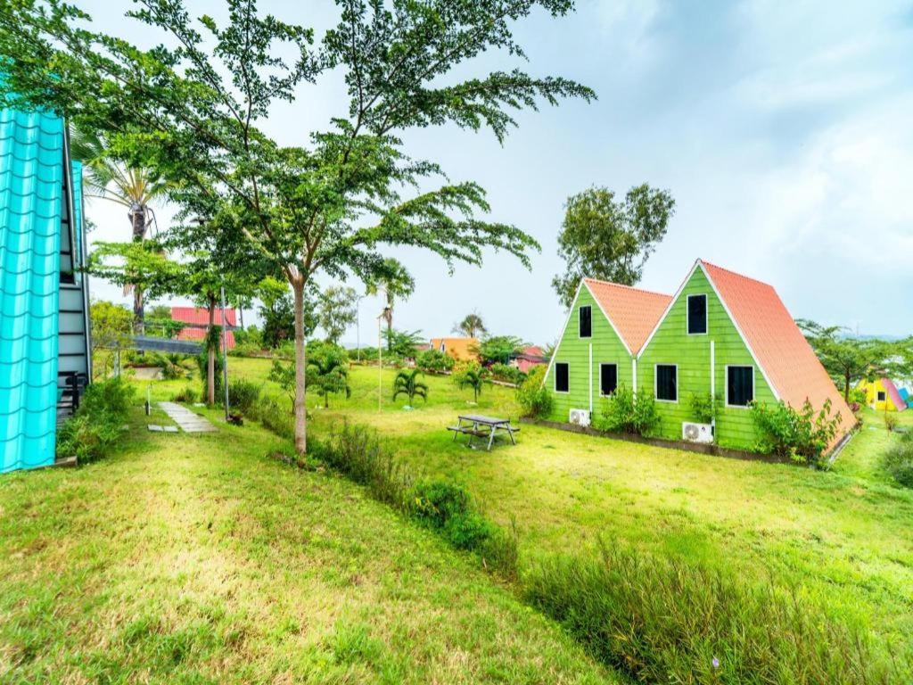 Dreamland Beach Holiday Кудат Екстер'єр фото